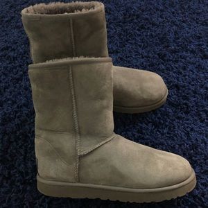 UGG Classic Short Suede Boot